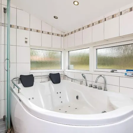 8 Person In Casa vacanze Ålbæk