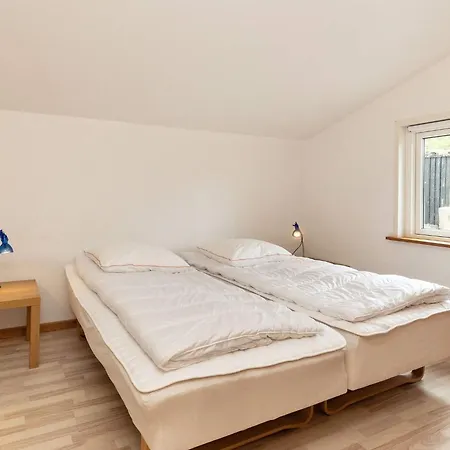 8 Person In * Ålbæk